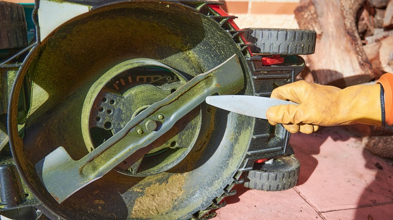 sharpening lawn mower blades