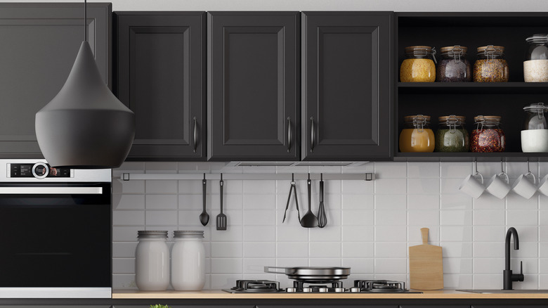 black kitchen cabinets