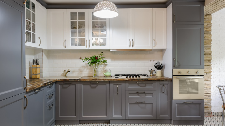 white and gray kitchen