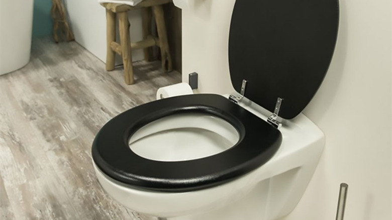 Faux leather toilet seat