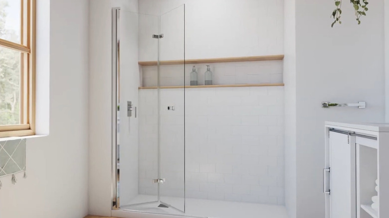 Screenshot folding shower door