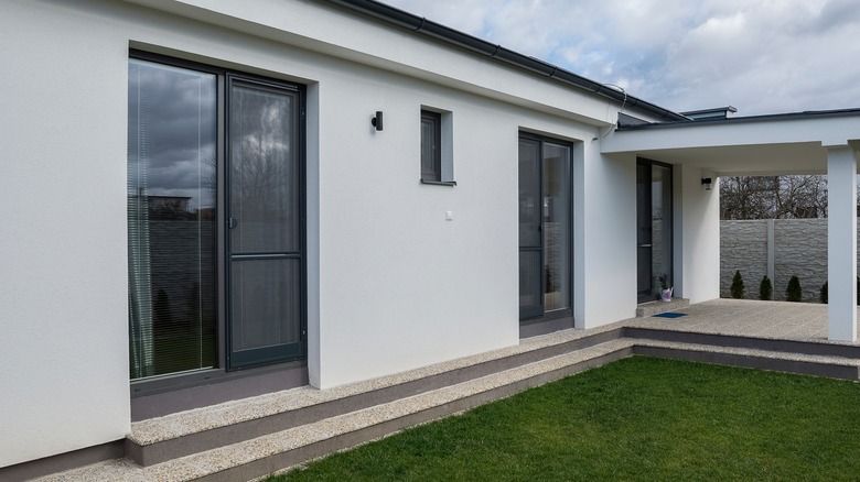 Magnetic screen doors home