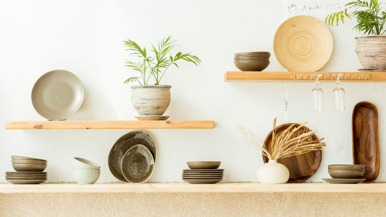 Floating kitchen shelves