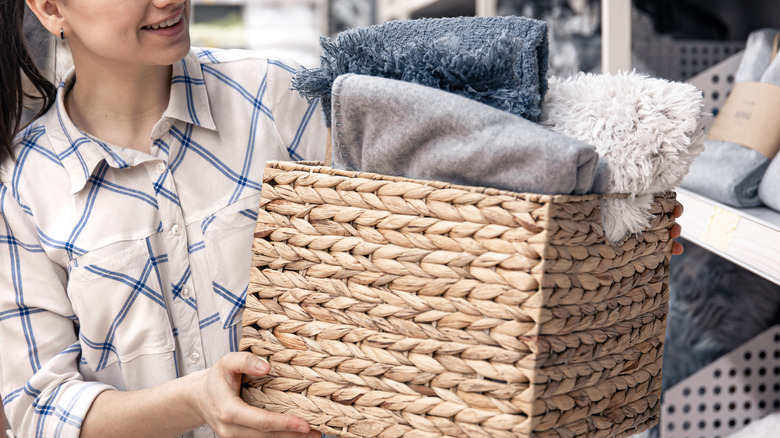 DIY Stylish Storage Containers With An Item You Would Typically Throw Out