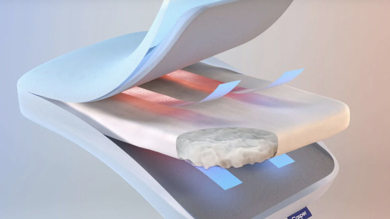 Casper Hybrid Pillow with Snow Technology