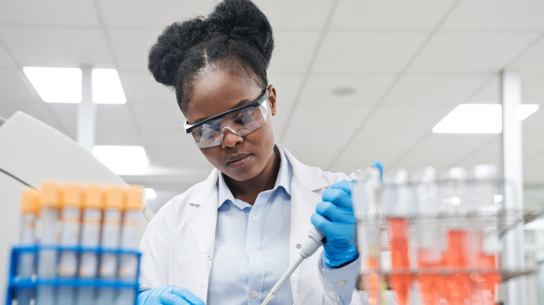 woman in a science lab