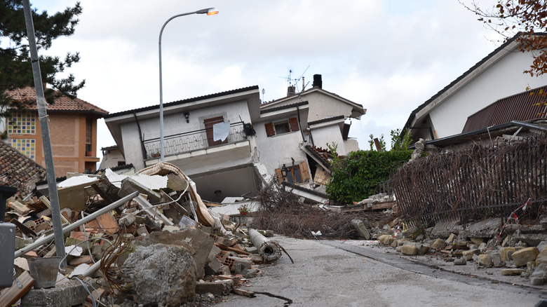 Earthquake-damaged home 