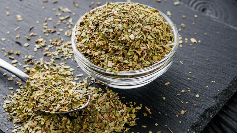 dried oregano