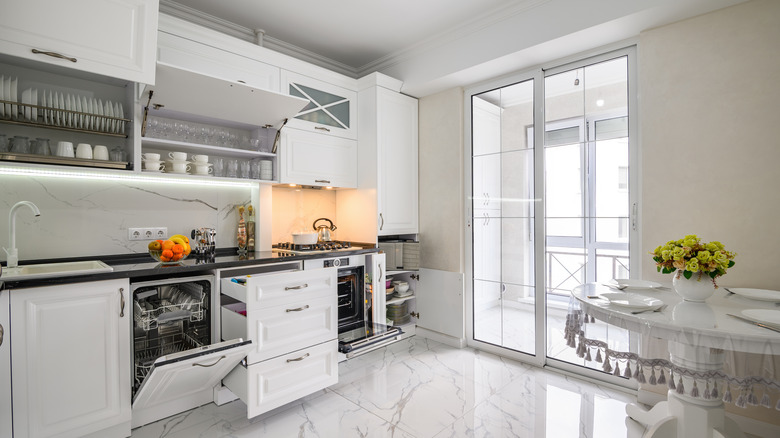 luxurious white modern kitchen