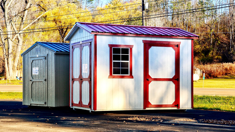 used sheds on lot for sale