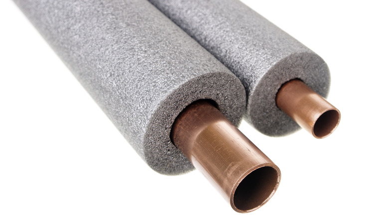 Pipe insulation on pipes