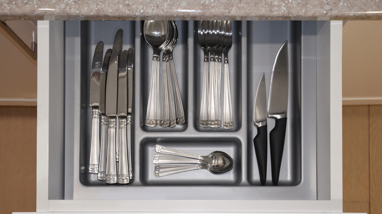 Silverware drawer organizer