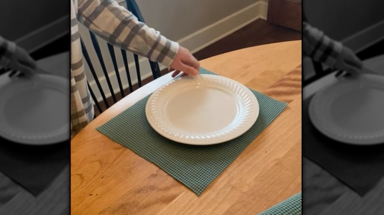 Video showing shelf liner being used as a placemat