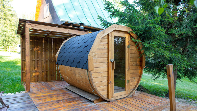 Outdoor sauna with tree