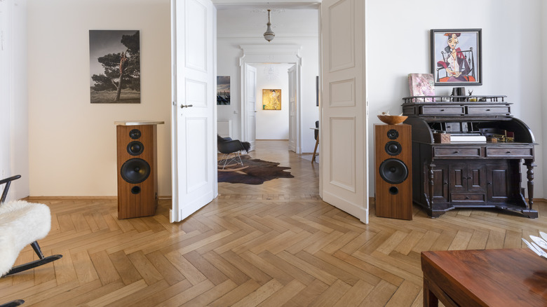 herringbone wood flooring