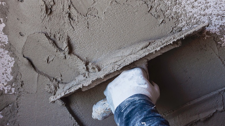 hand plastering wall