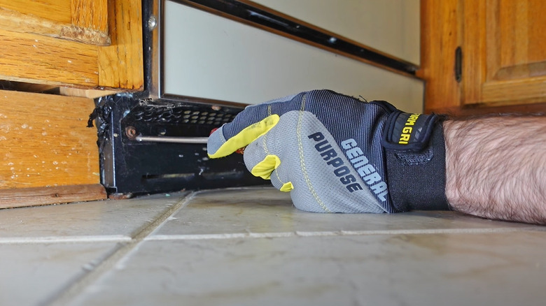 removing dishwasher kickplate