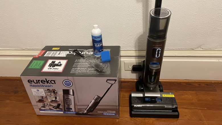 eureka vacuum with box