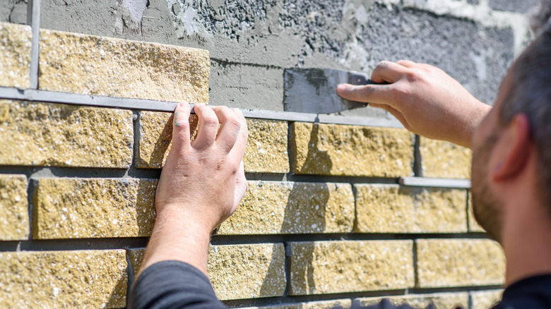 Installing a mortared brick veneer