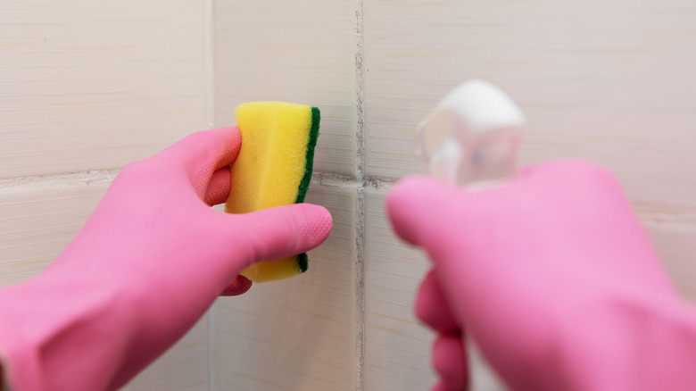 Scrubbing tile