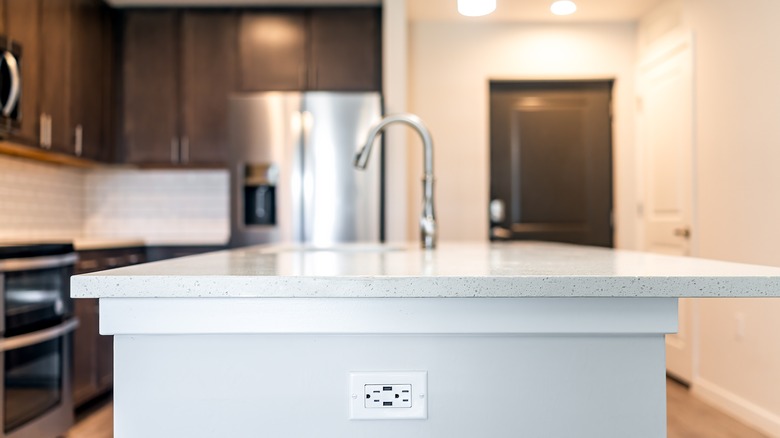 electric outlet on kitchen island