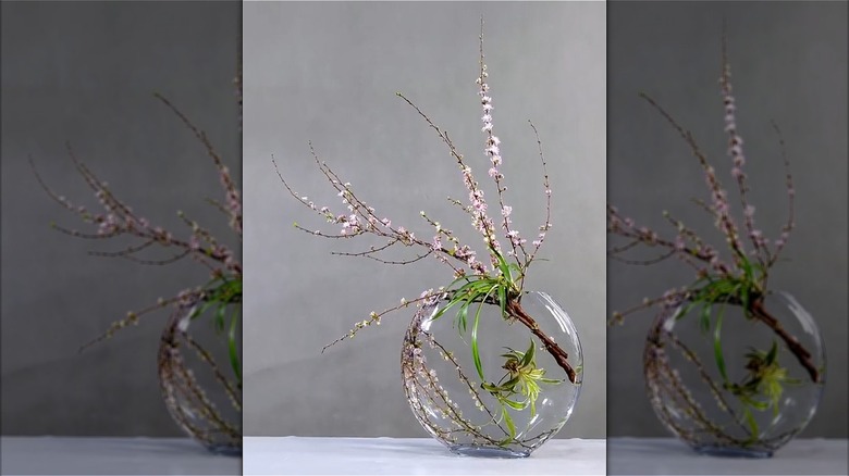 underwater ikebana flower arrangement