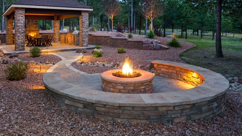 Fire pit