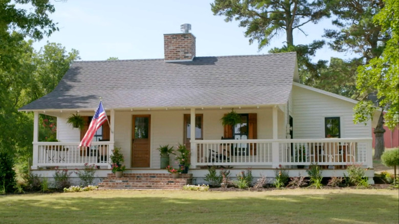 A century-old farmhouse from Season 1