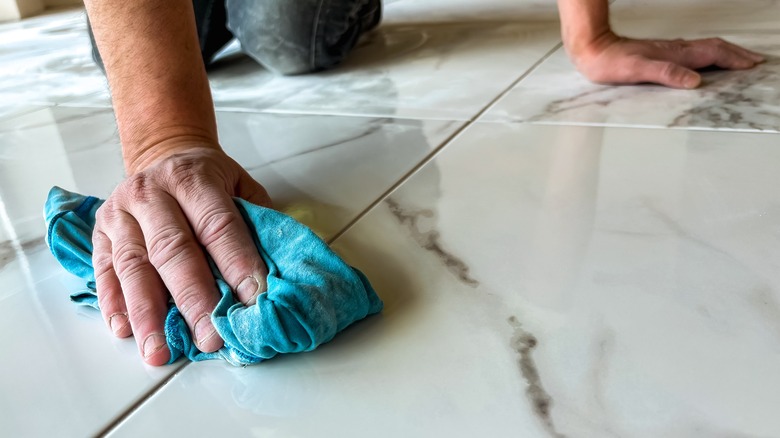 Cleaning a marble tile floor