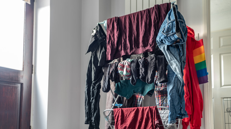 Drying clothes 