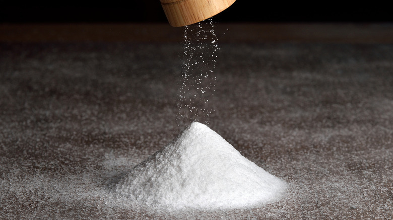 table salt mound