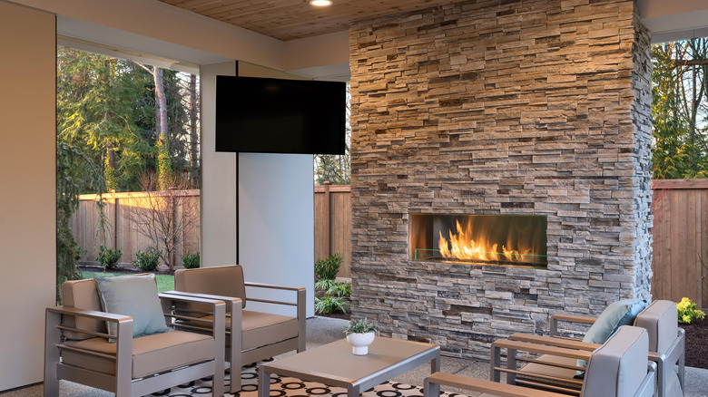 Outdoor space with fireplace