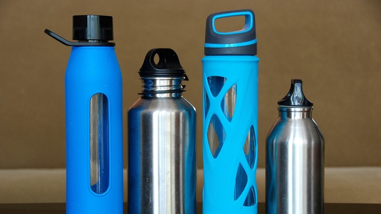 different types of water bottles