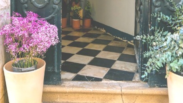 Checkered flooring entrance