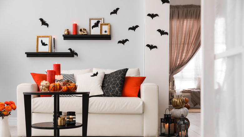 Bat wall decor