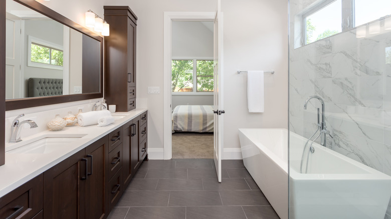 Marble backsplash in bathroom