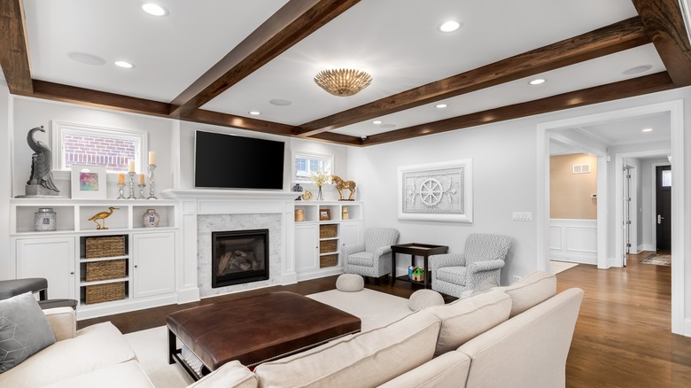 Living room with ceiling beams