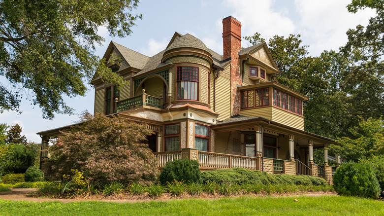 Brown Victorian home exterior