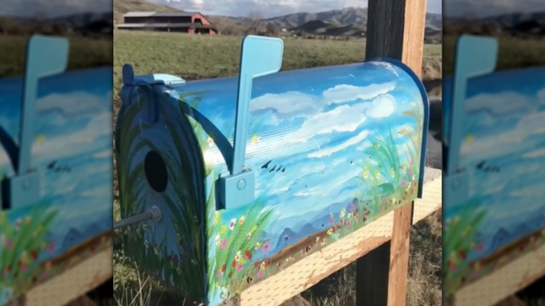 blue mailbox birdhouse