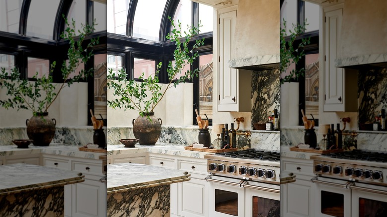 black and white marble kitchen 