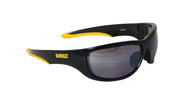 DeWalt safety glasses