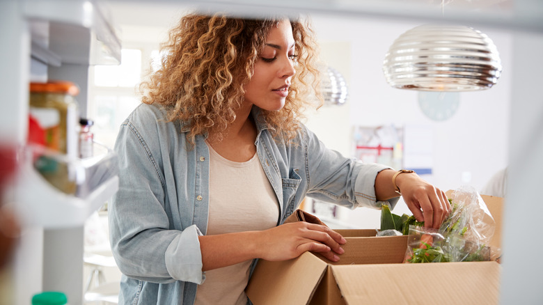 woman sorting food