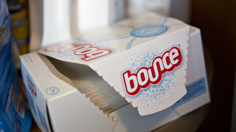 Box of Bounce dryer sheets