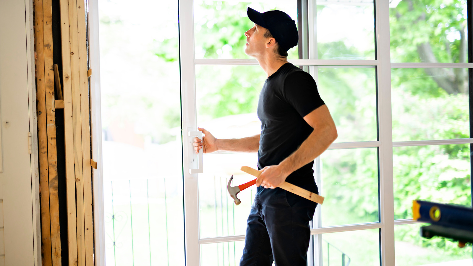 Here's How Much It'll Cost You To Repair Your Sliding Glass Door