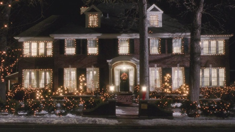 "home alone" house at christmas