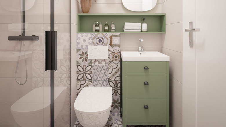 Small contemporary bathroom