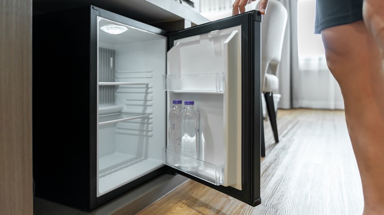 Under-cabinet mini fridge