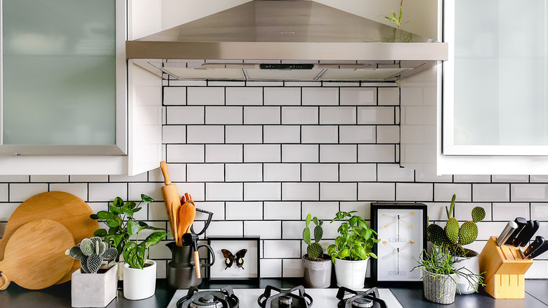 subway tile kitchen