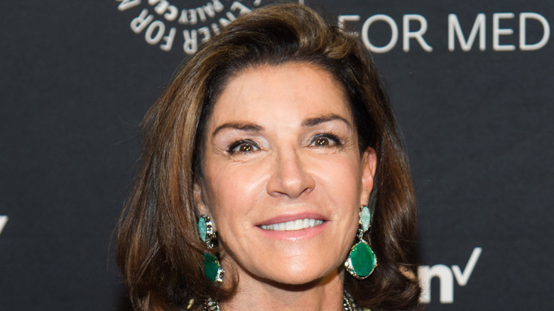 Hilary Farr posing at an event