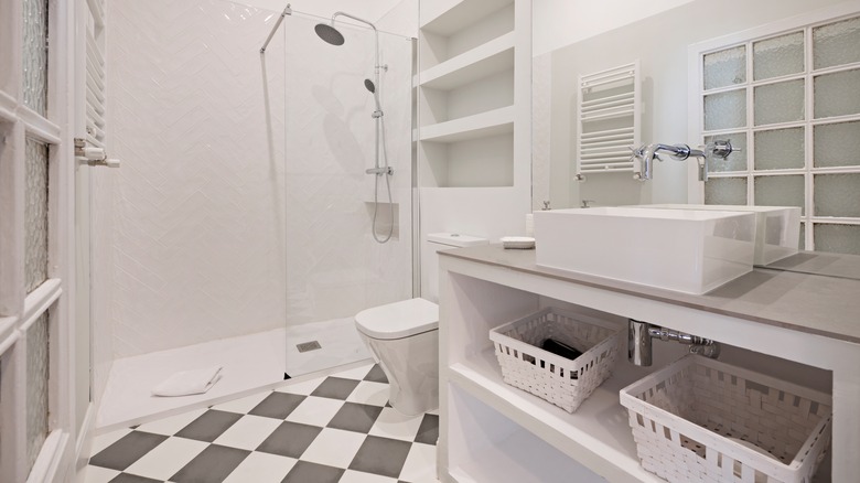 gray and white checkered flooring